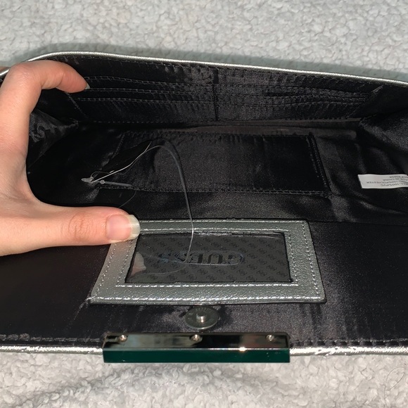 Guess Silver / Grey Leather Chevron Clutch - Picture 10 of 17